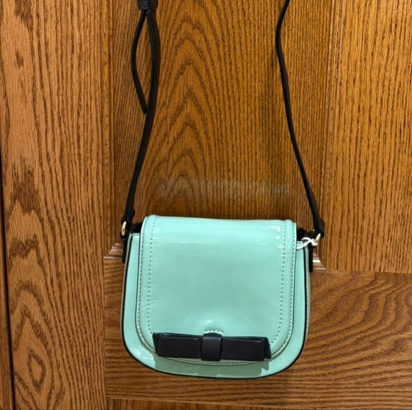 Kate Spade Mint Green Crossbody Bag with Black Bow - Picture 2 of 4